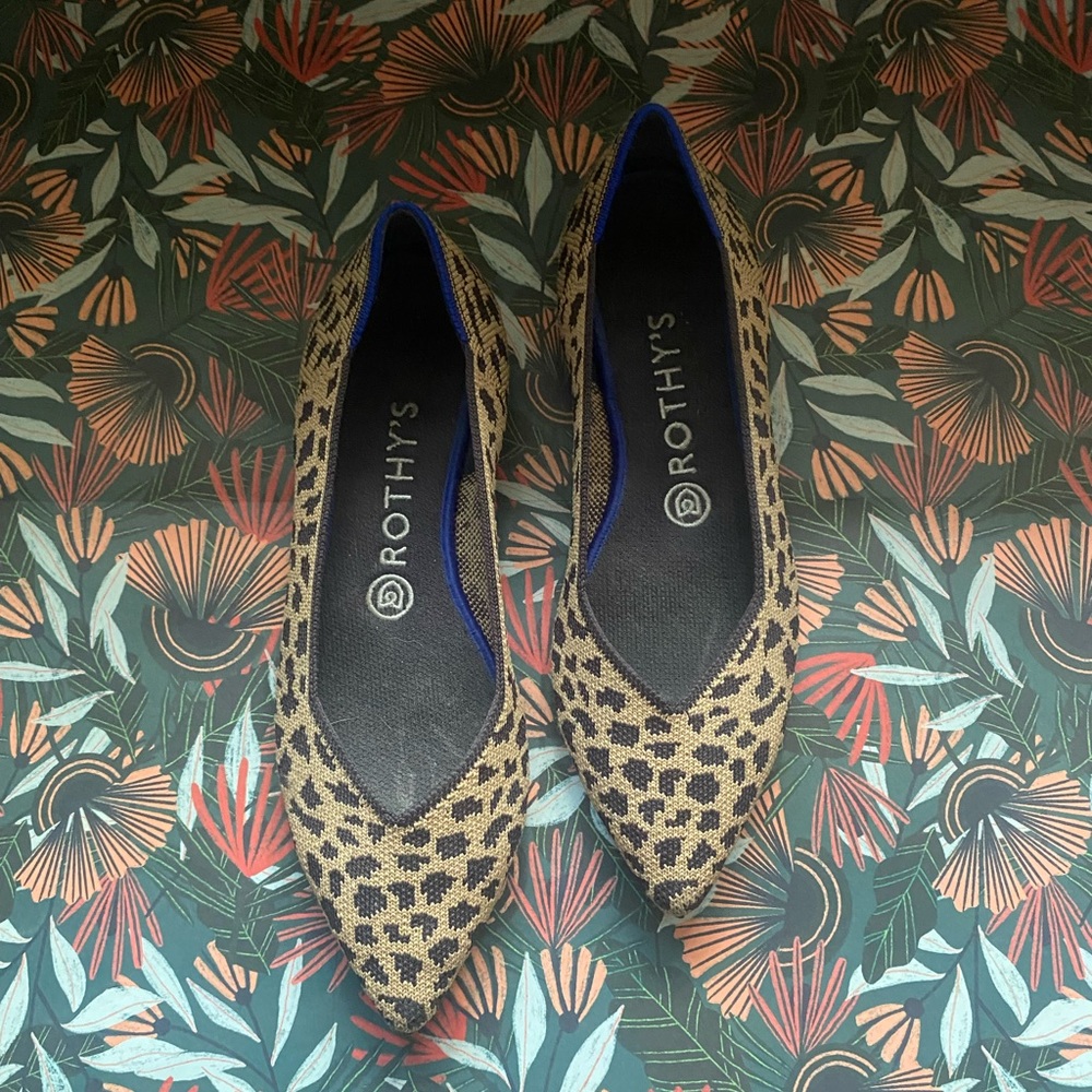 Rothys The Point Leopard 7.5